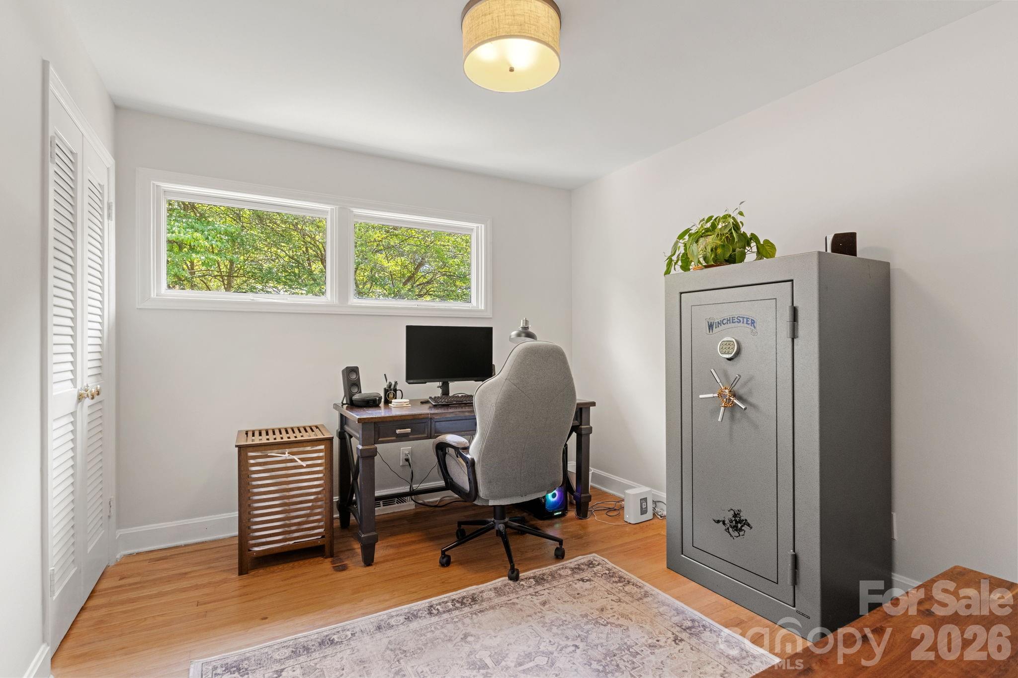 1527 Woodhill Lane Charlotte NC 28205