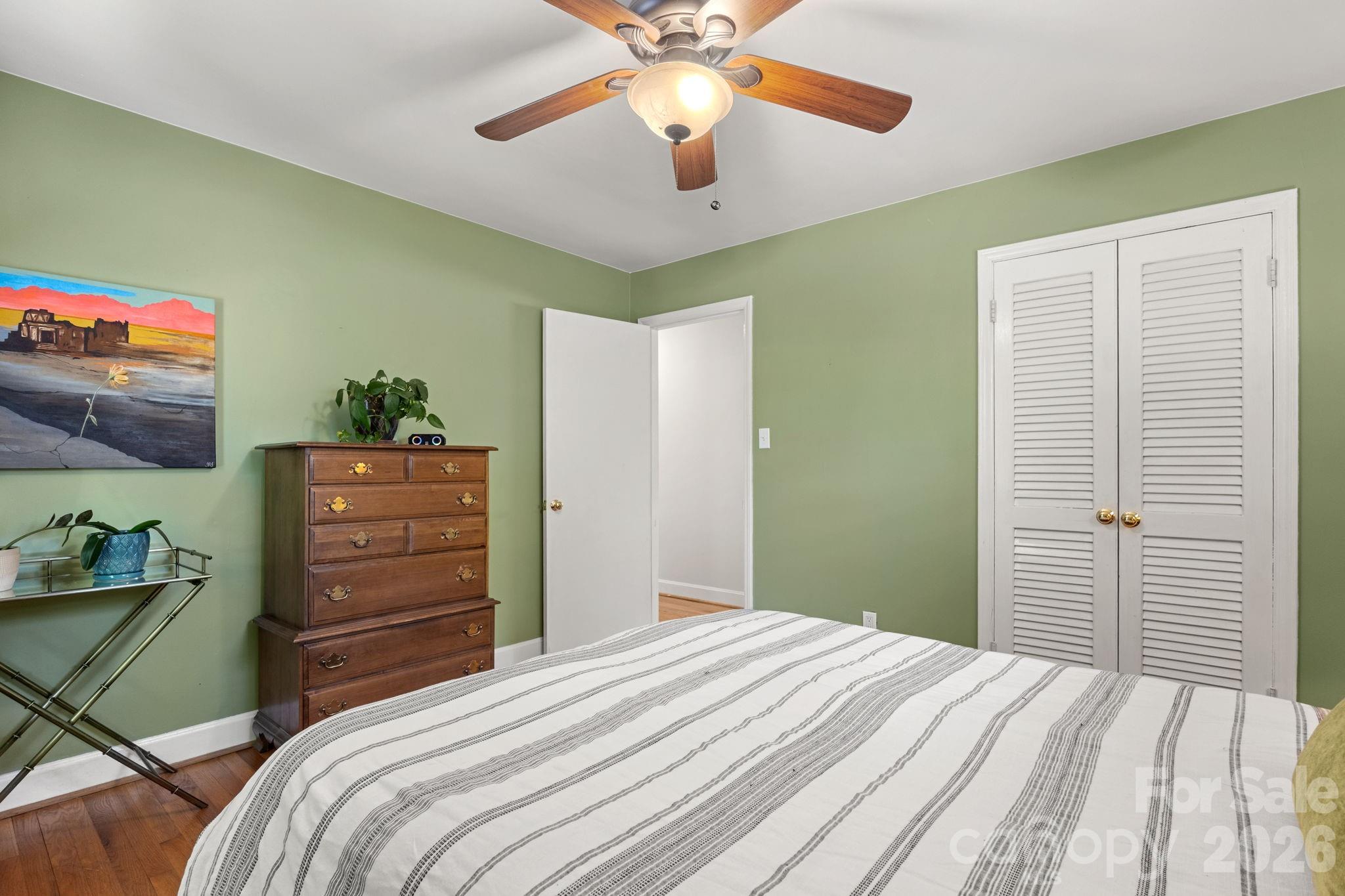 1527 Woodhill Lane Charlotte NC 28205