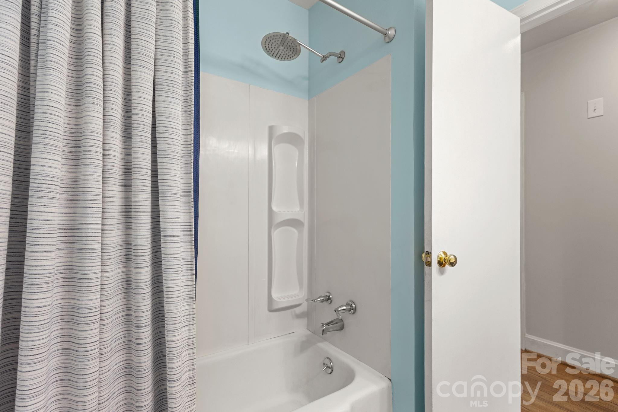 1527 Woodhill Lane Charlotte NC 28205