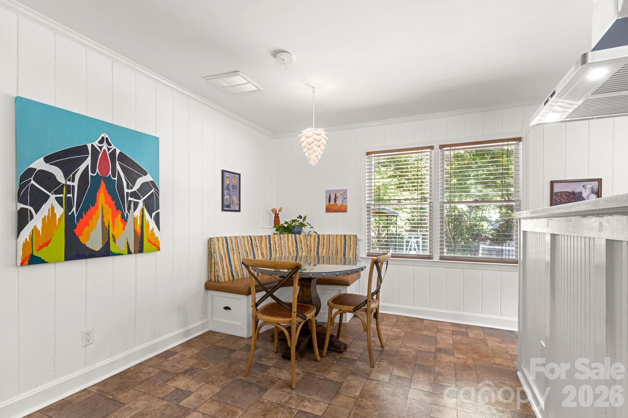 1527 Woodhill Lane Charlotte NC 28205