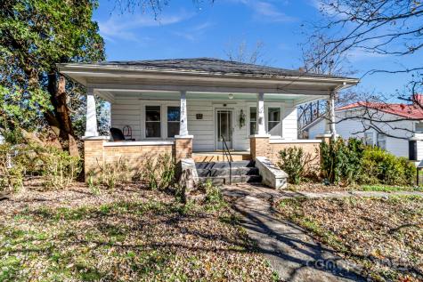 302 S Whitted Street Hendersonville NC 28739