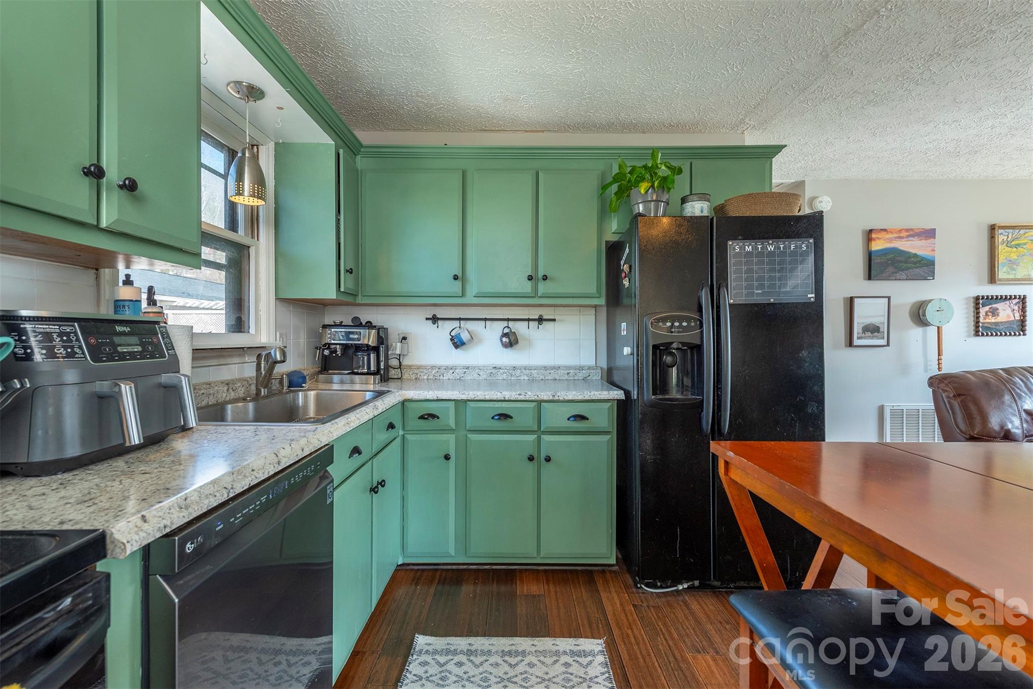 5 Three J Lane Swannanoa NC 28778