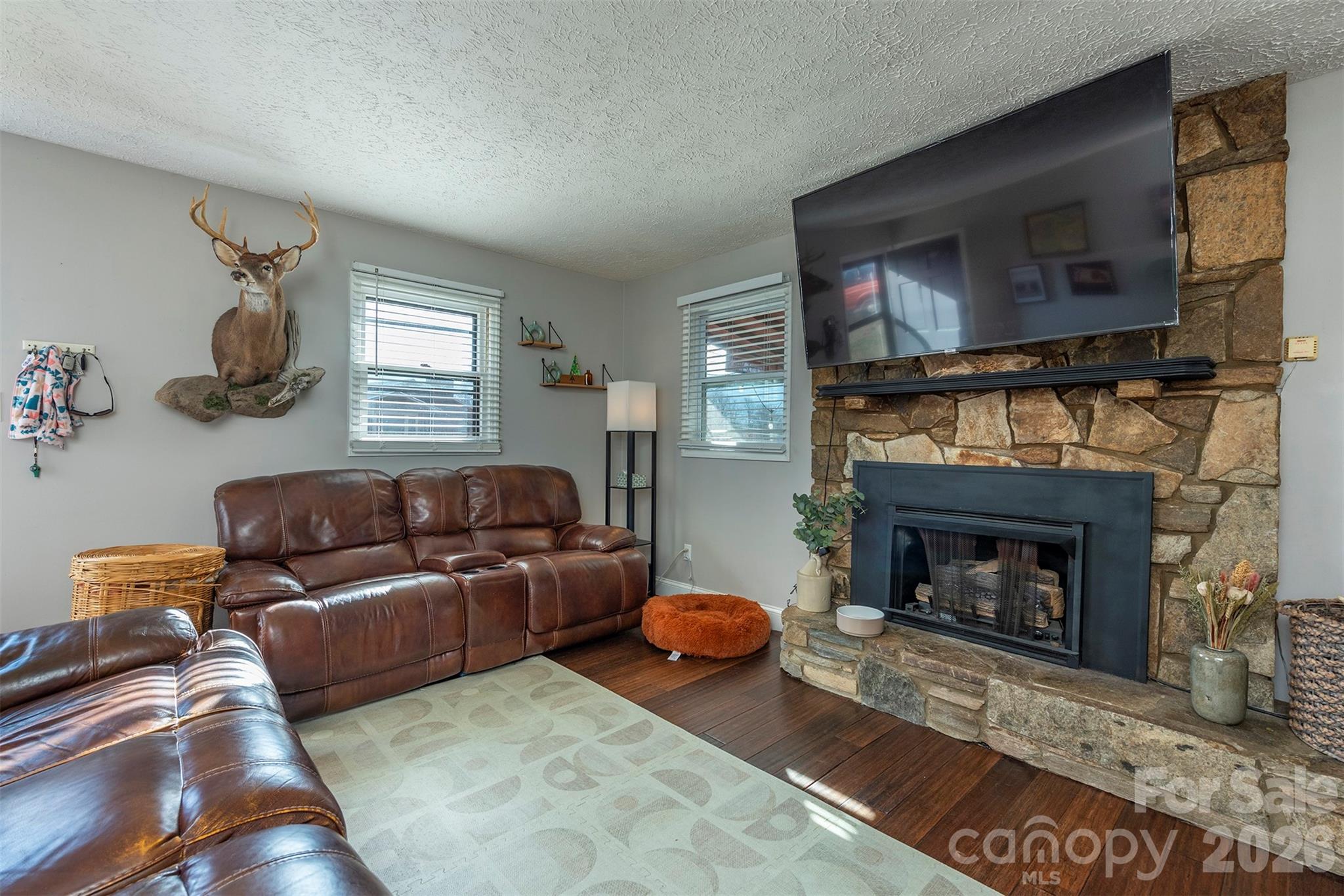 5 Three J Lane Swannanoa NC 28778