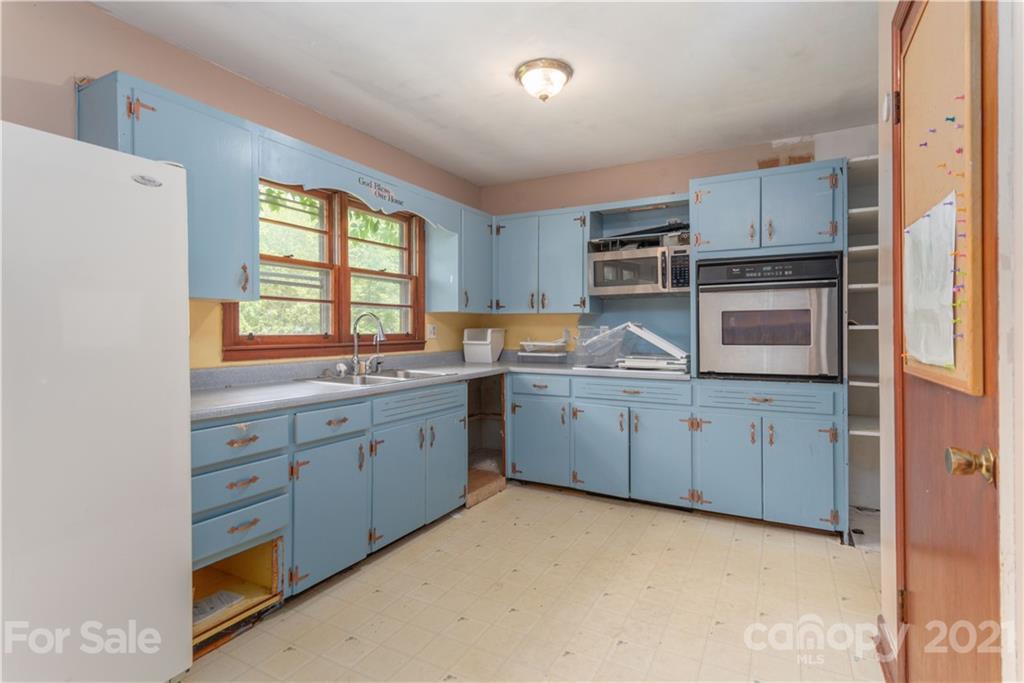 207 Old Us 70 Highway Swannanoa NC 28778
