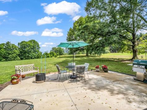 72 Mcentire Road Tryon NC 28782