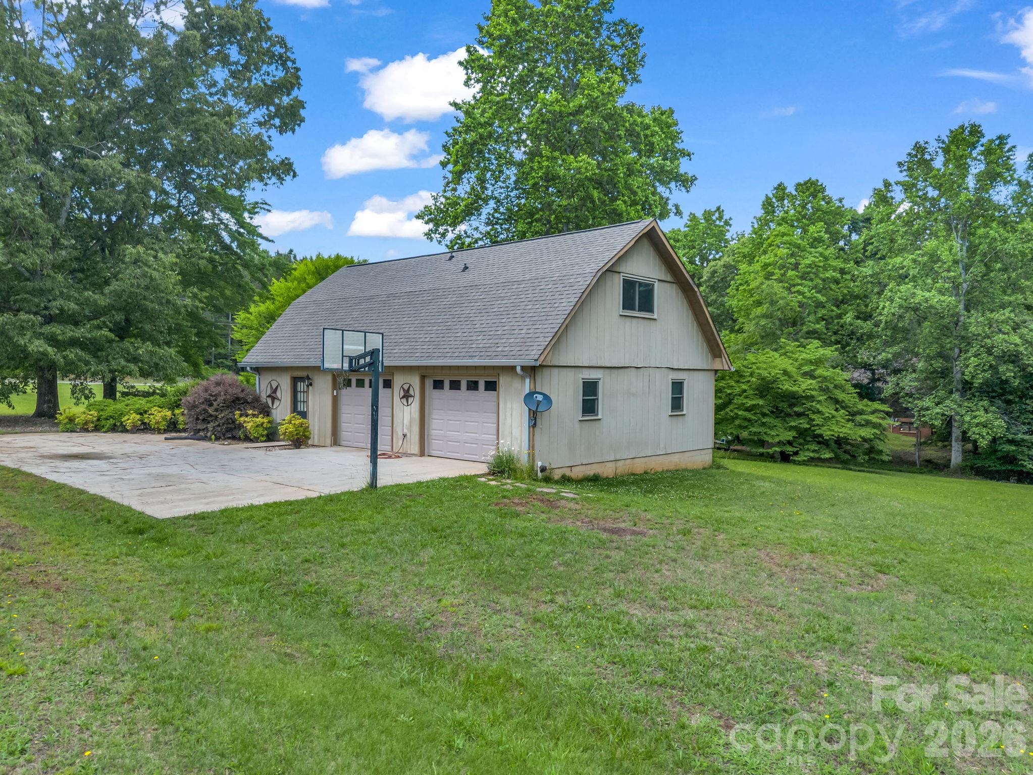 72 Mcentire Road Tryon NC 28782