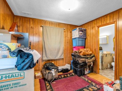 72 Mcentire Road Tryon NC 28782