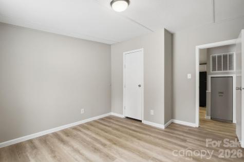 517 Ridgeway Place SW Lenoir NC 26845