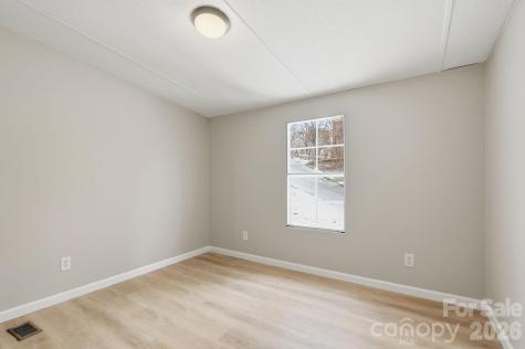 517 Ridgeway Place SW Lenoir NC 26845