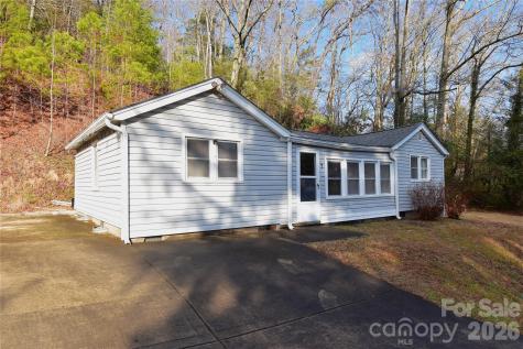 7 Etain Lane Black Mountain NC 28711