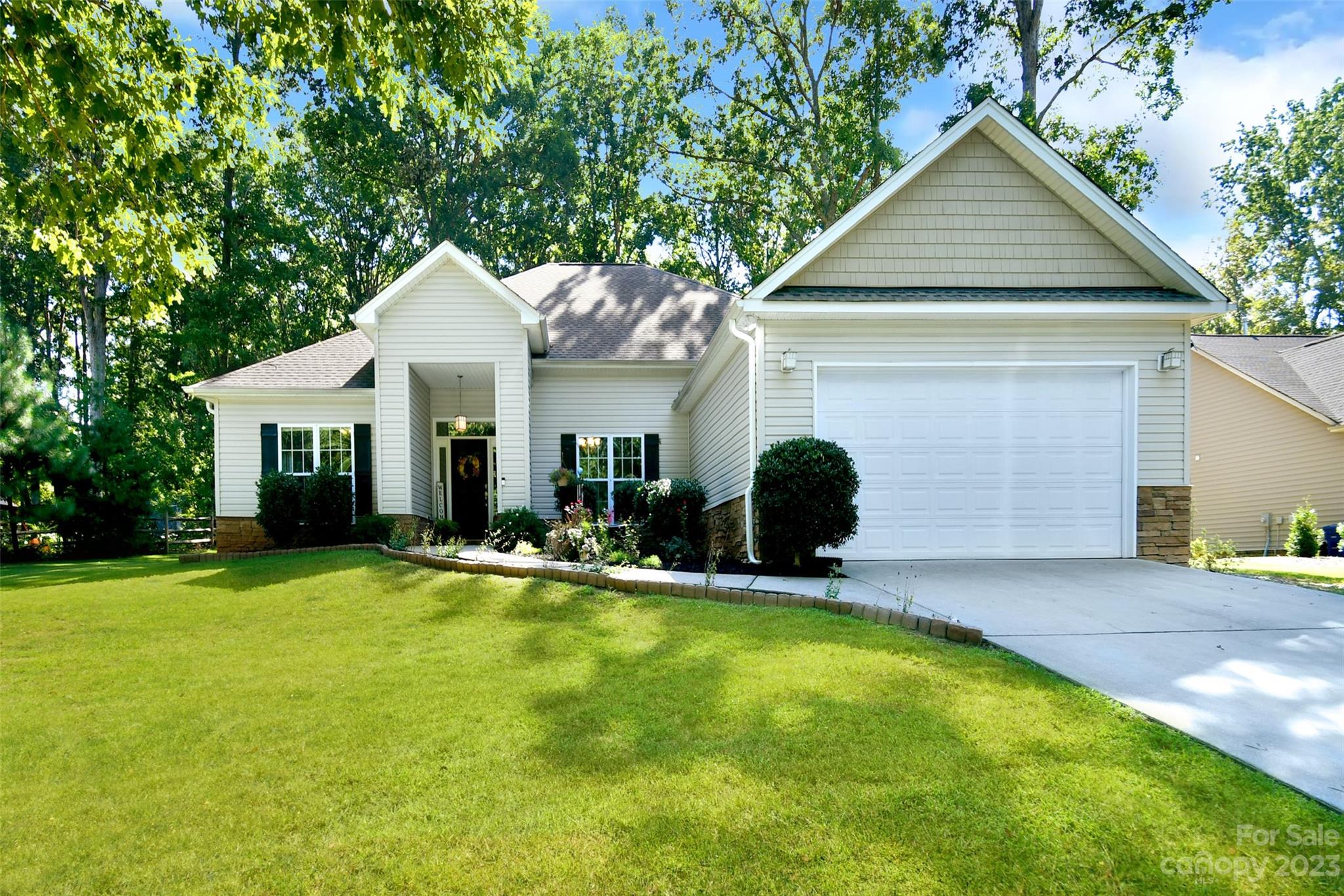 157 Autumn Grove Lane Mooresville NC 28115