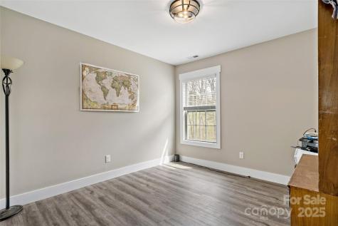 28 Whittier Drive Alexander NC 28701