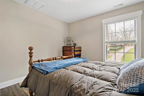 28 Whittier Drive Alexander NC 28701