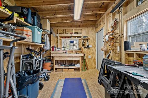 28 Whittier Drive Alexander NC 28701