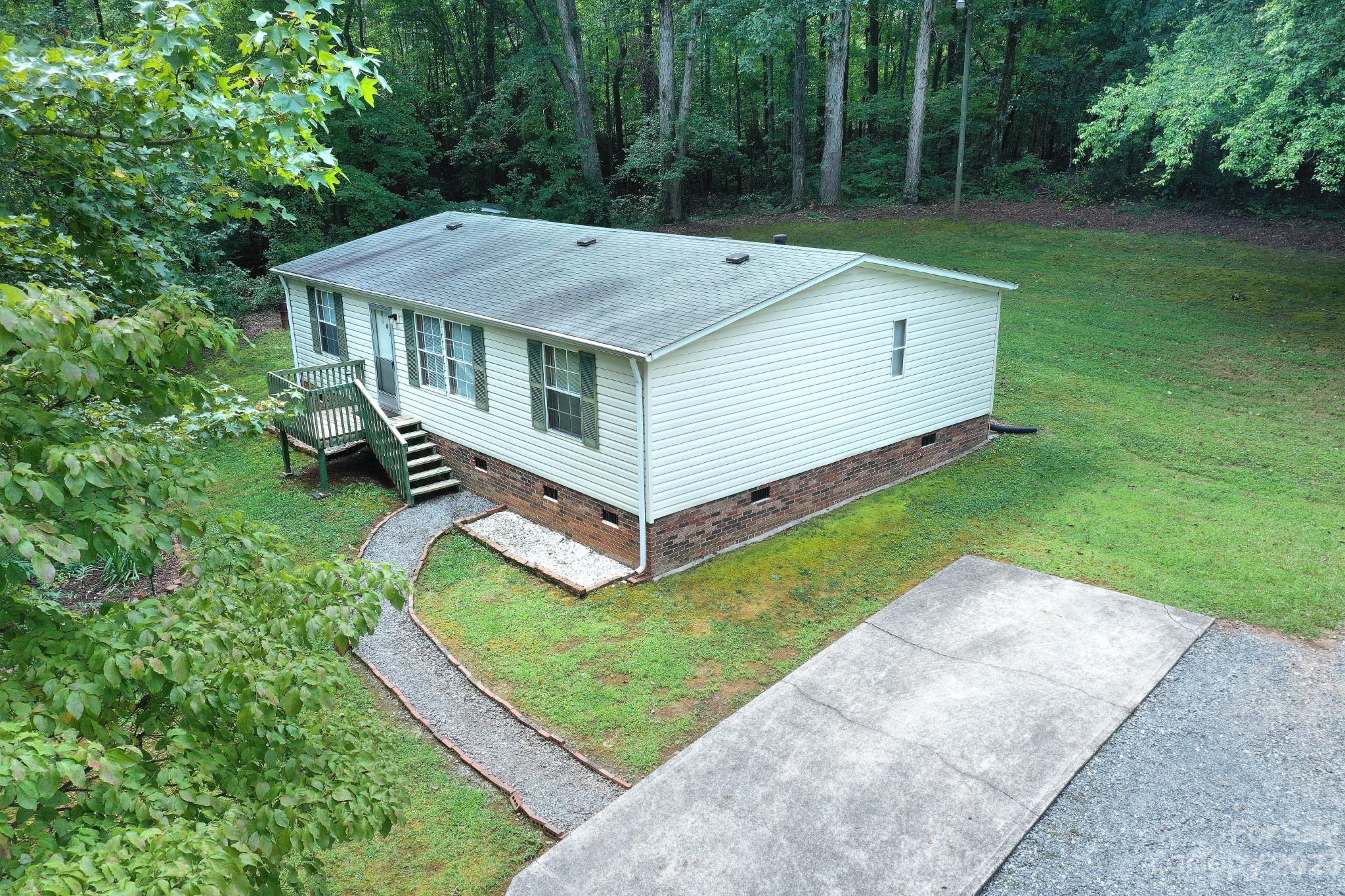 3355 Stony Brook Circle Newton NC 28658