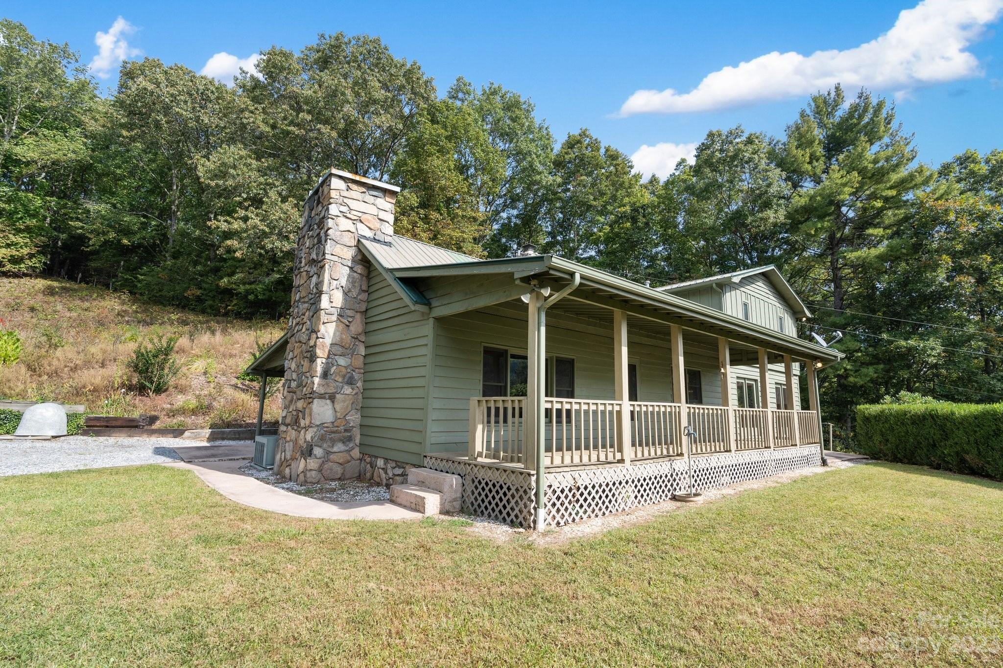 1235 Rabbit Skin Road Waynesville NC 28785