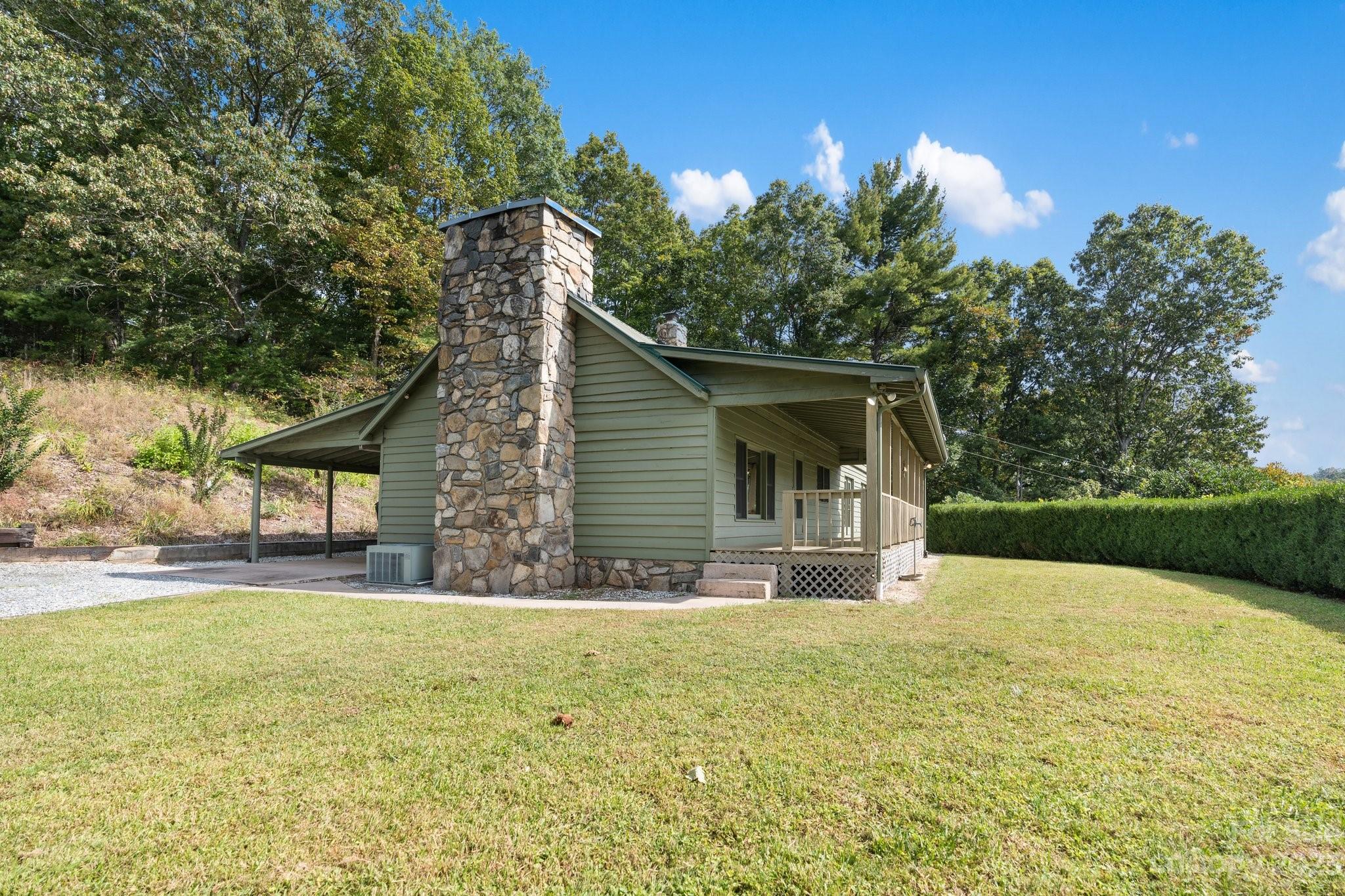 1235 Rabbit Skin Road Waynesville NC 28785