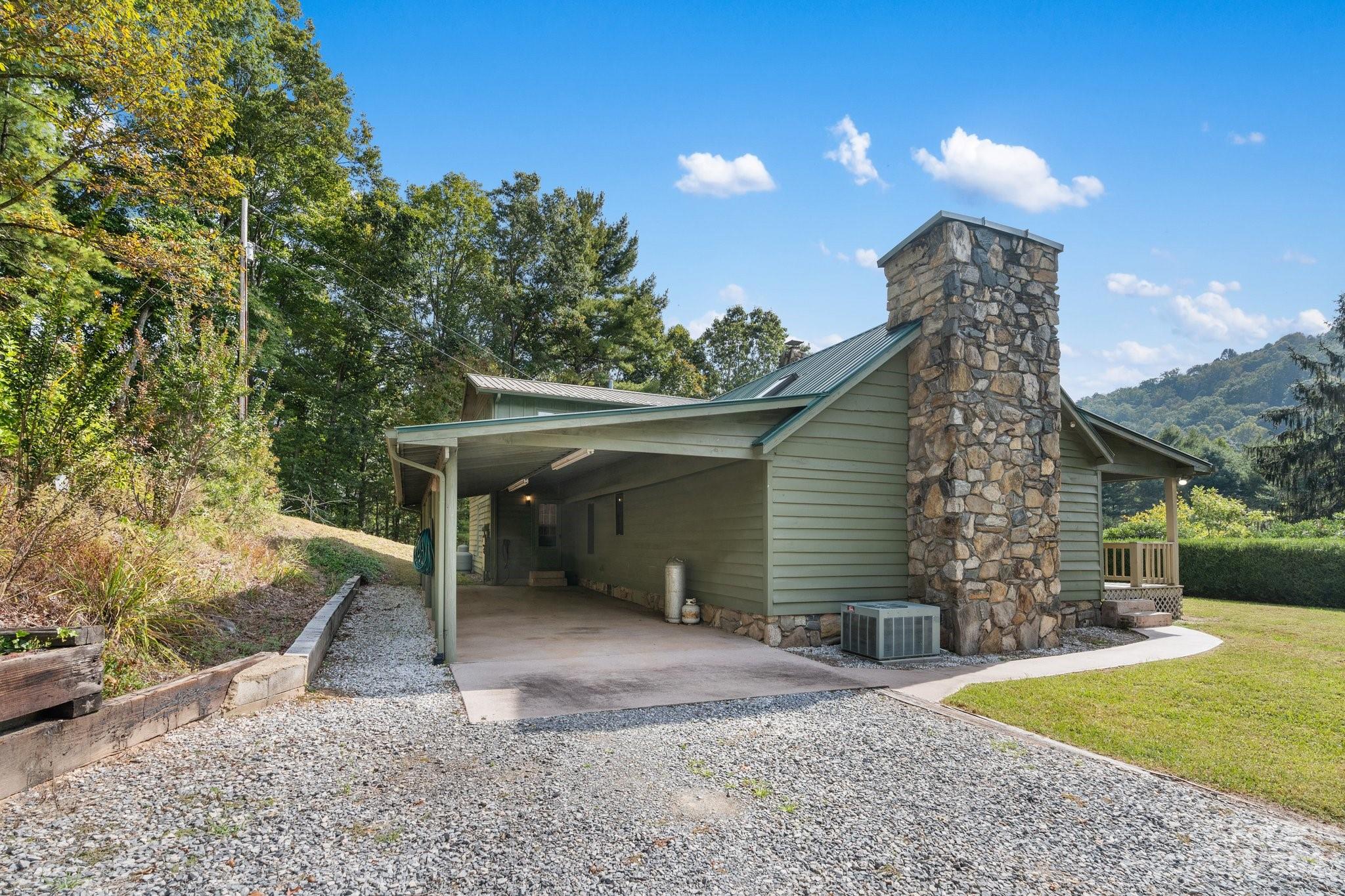1235 Rabbit Skin Road Waynesville NC 28785