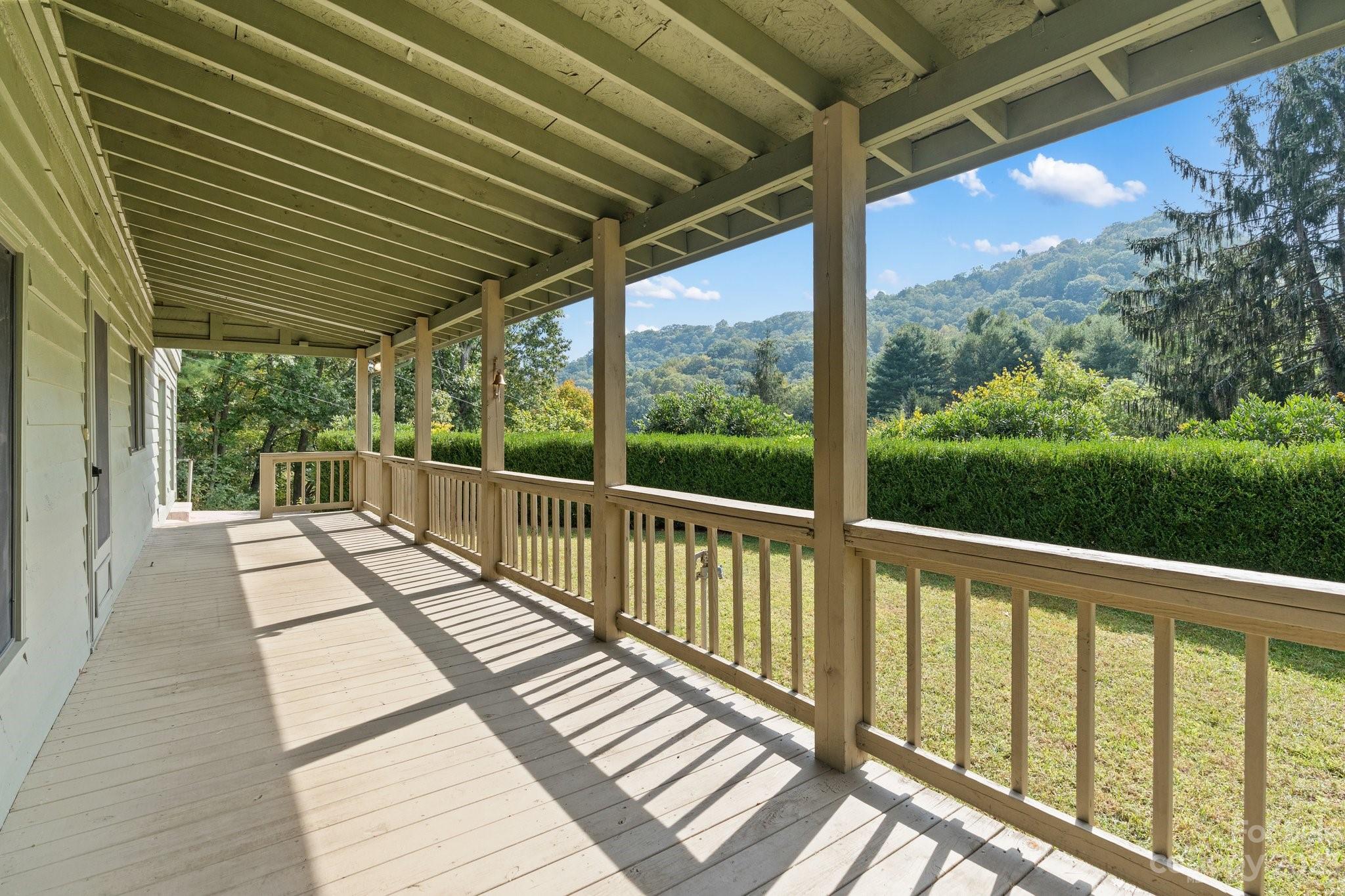 1235 Rabbit Skin Road Waynesville NC 28785