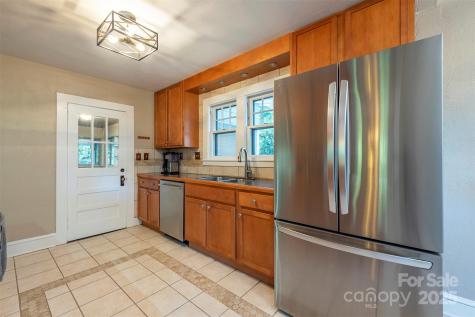 436 New Haw Creek Road Asheville NC 28805