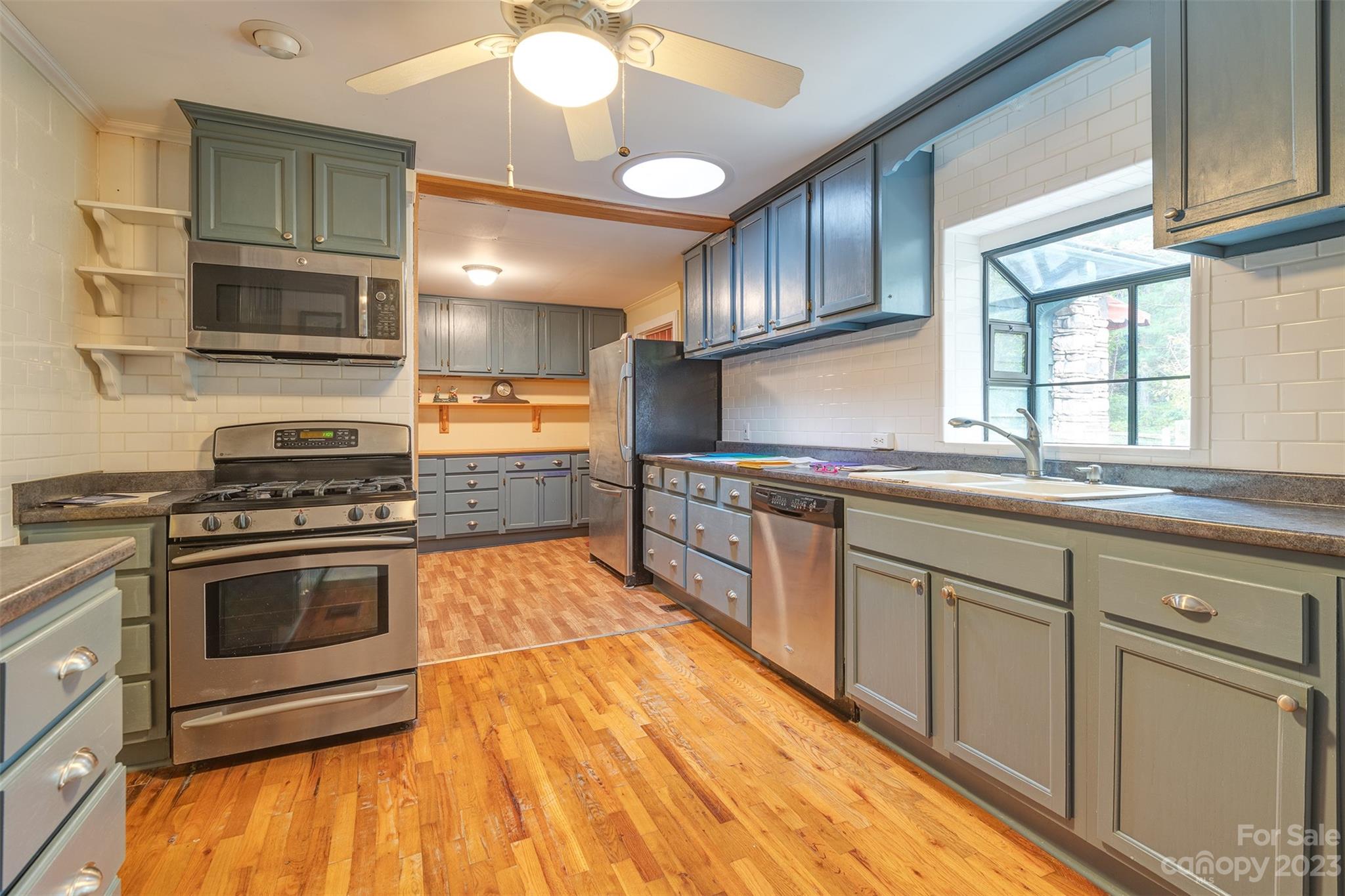 93 Clarks Chapel Road Weaverville NC 28787