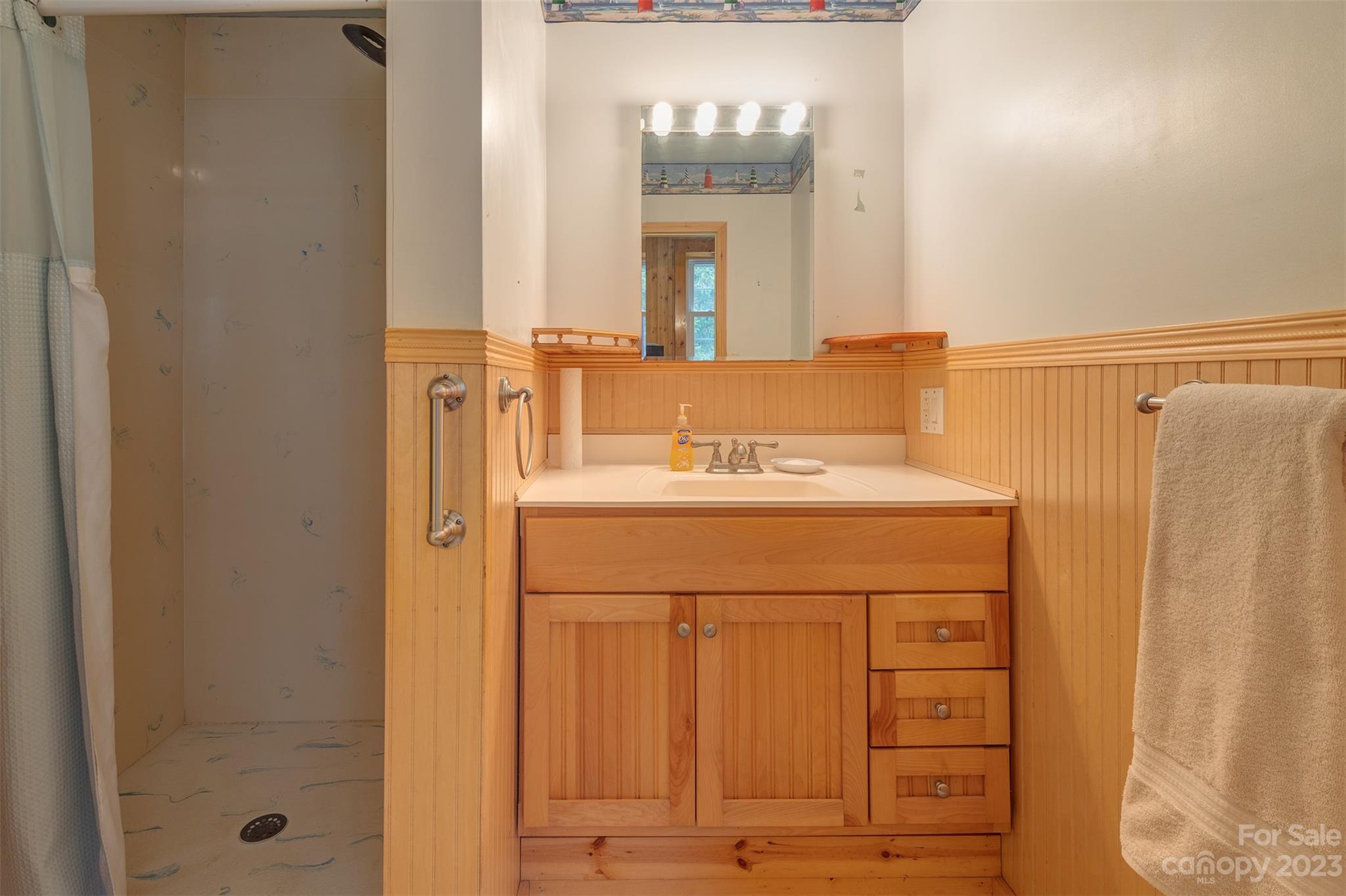 93 Clarks Chapel Road Weaverville NC 28787