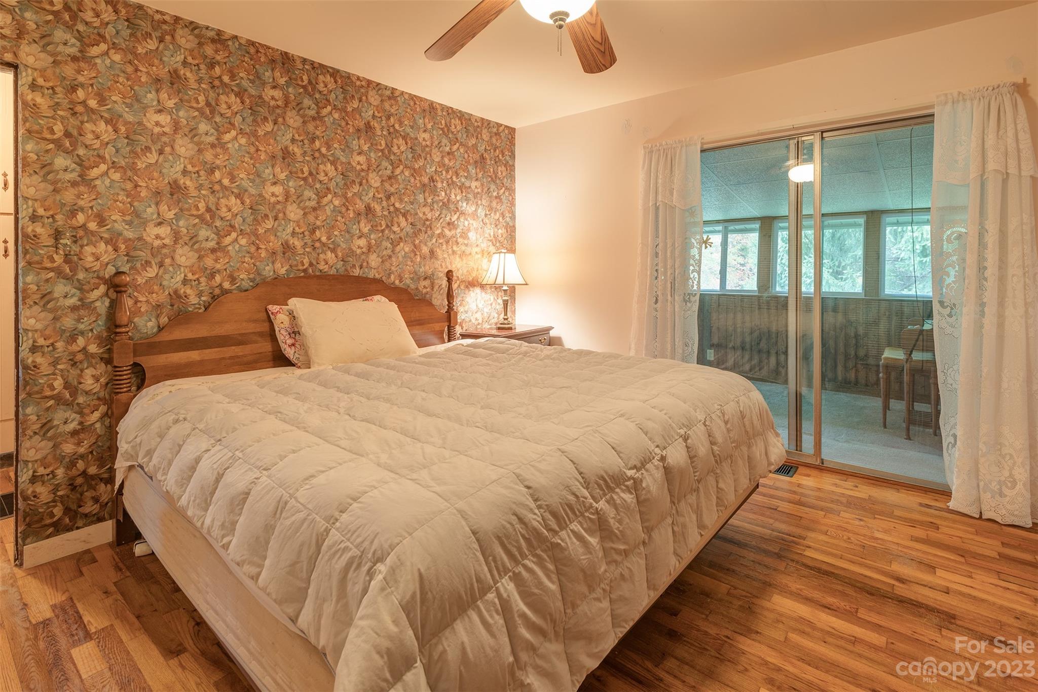 93 Clarks Chapel Road Weaverville NC 28787