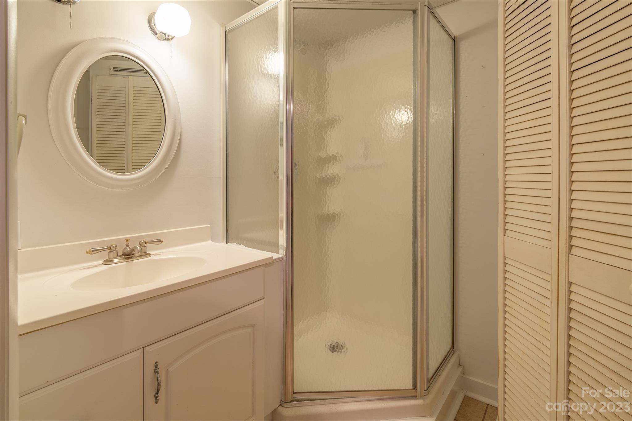 93 Clarks Chapel Road Weaverville NC 28787