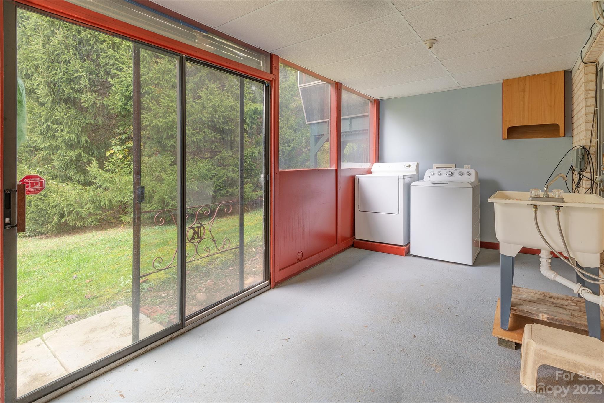 93 Clarks Chapel Road Weaverville NC 28787