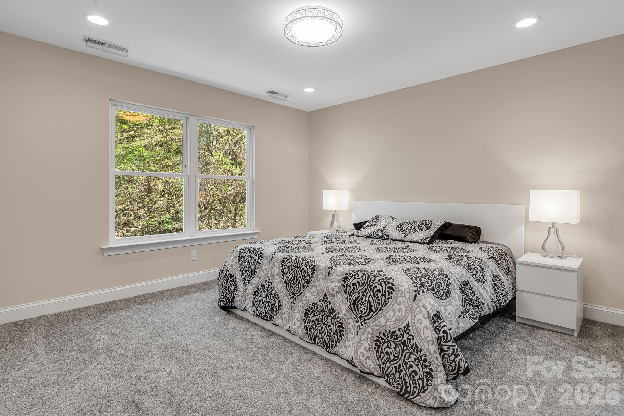 35 Chesten Mountain Drive Asheville NC 28803