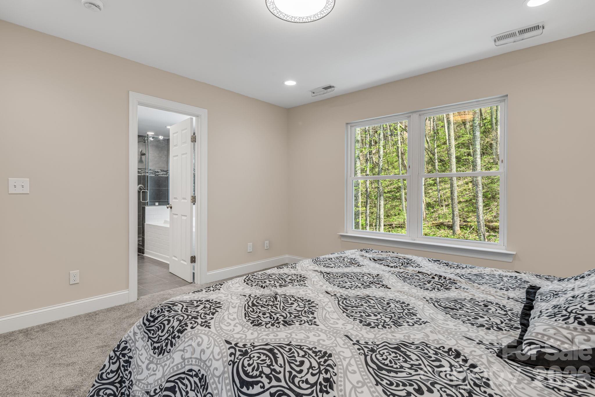 35 Chesten Mountain Drive Asheville NC 28803