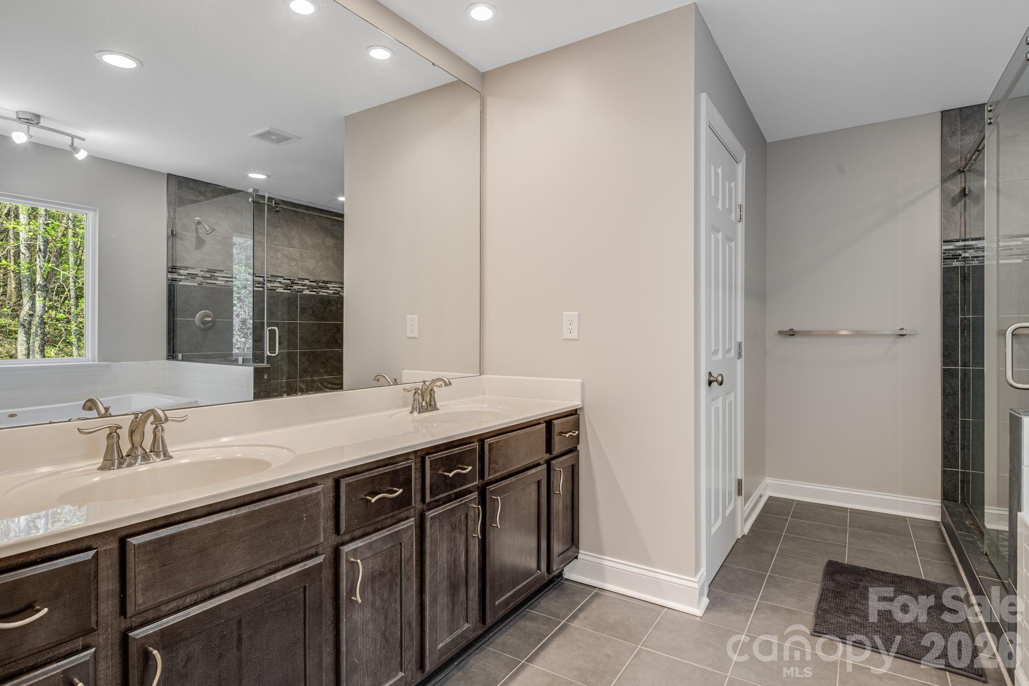35 Chesten Mountain Drive Asheville NC 28803