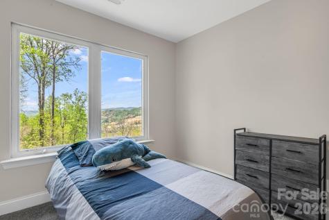 35 Chesten Mountain Drive Asheville NC 28803