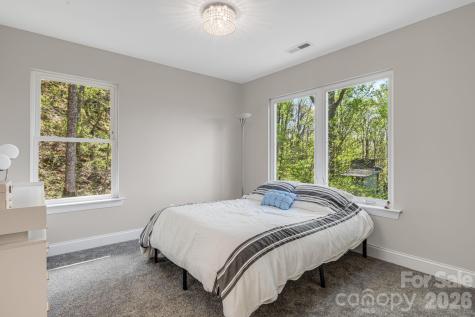 35 Chesten Mountain Drive Asheville NC 28803