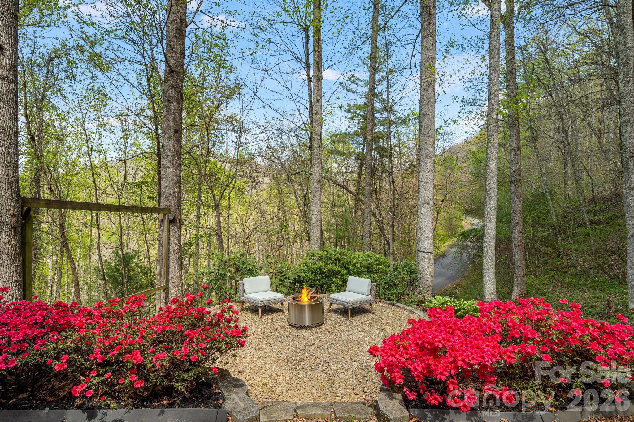 35 Chesten Mountain Drive Asheville NC 28803
