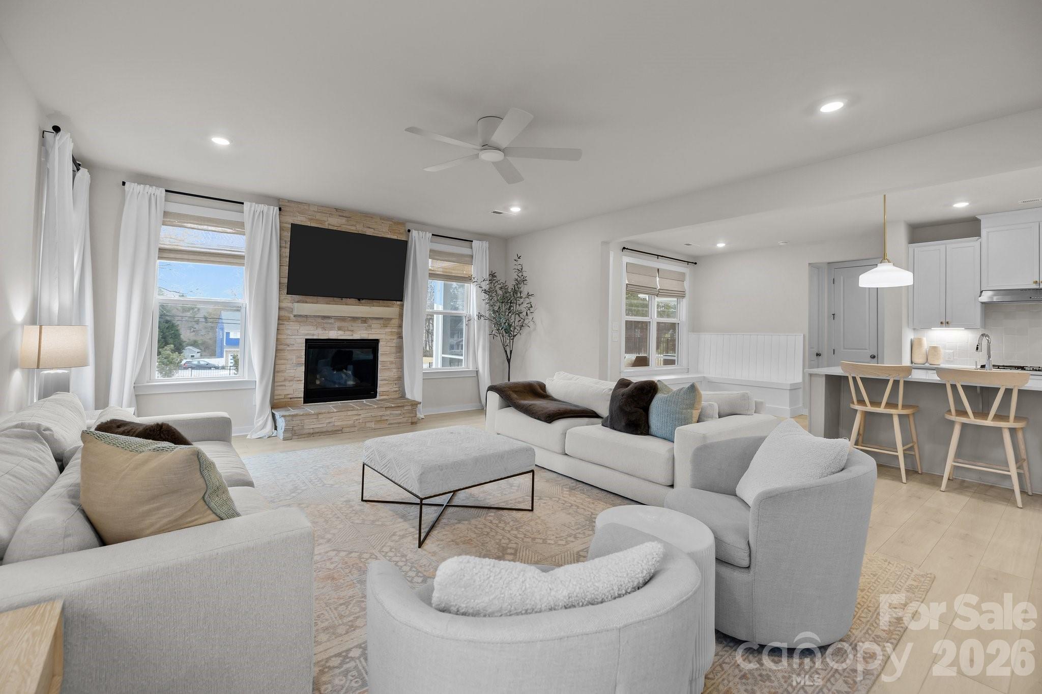 5024 Hillshire Lane Charlotte NC 28227