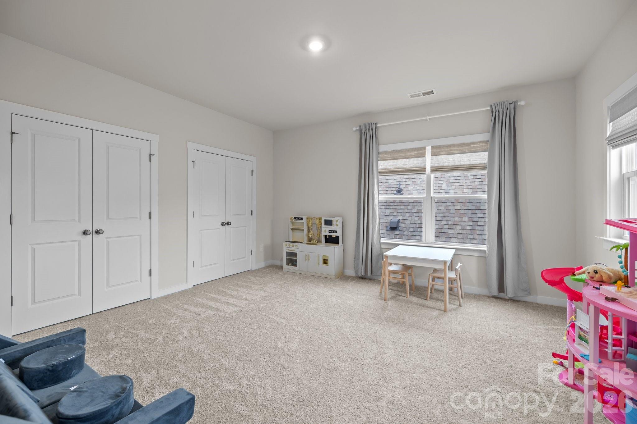 5024 Hillshire Lane Charlotte NC 28227