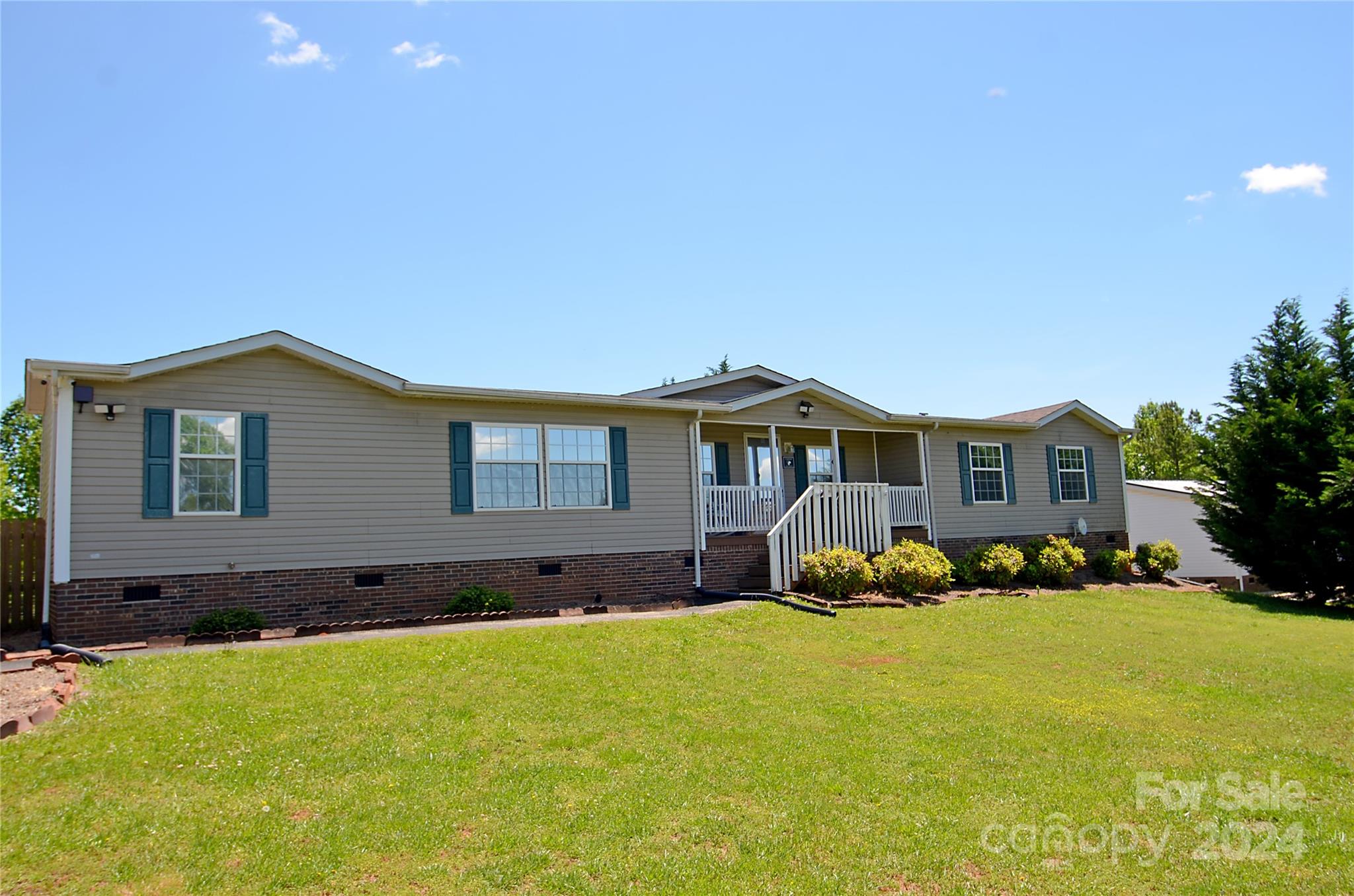 2768 Dysartsville Road Nebo NC 28761