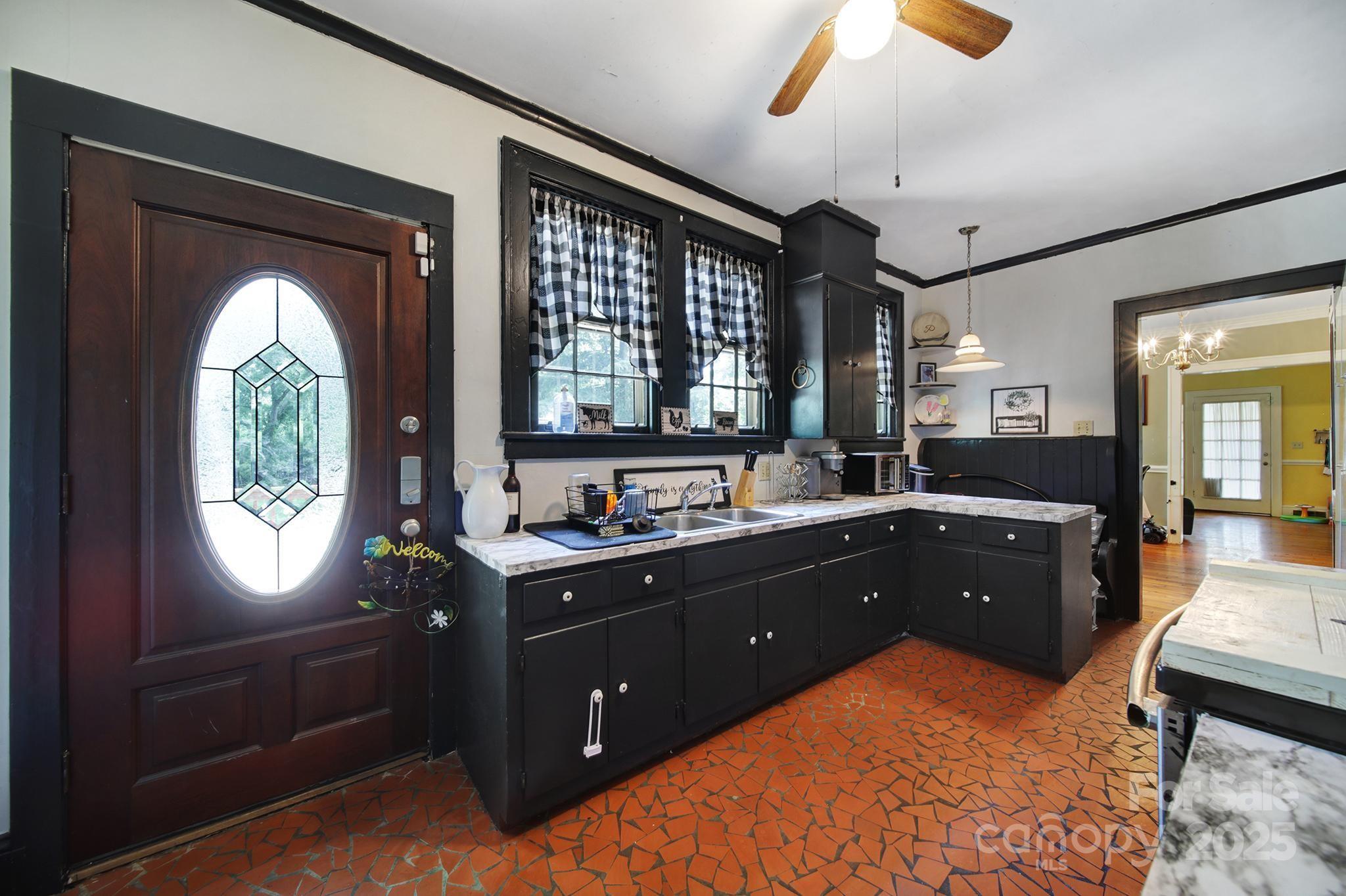 504 Chesterfield Avenue Lancaster SC 29720