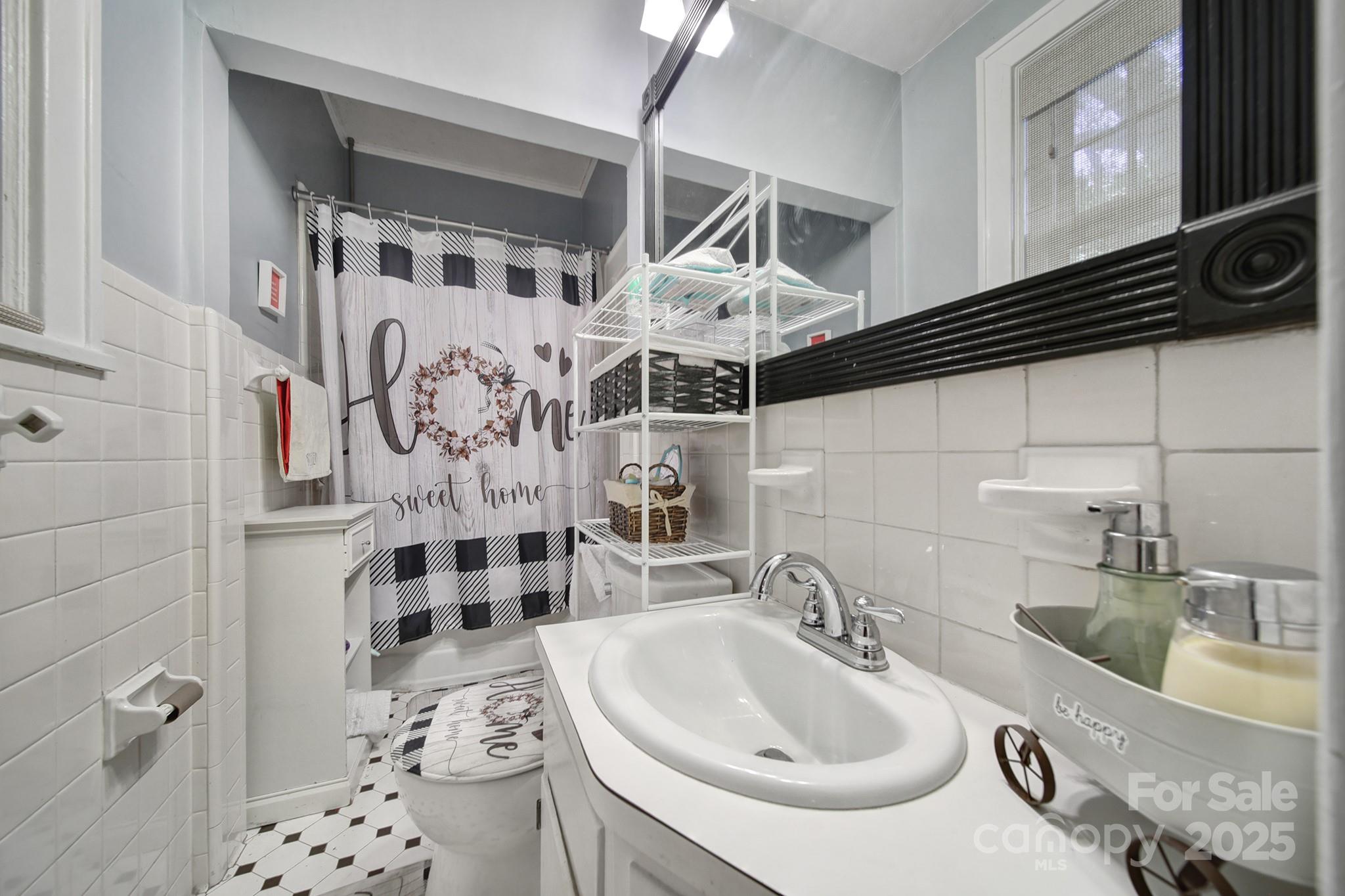 504 Chesterfield Avenue Lancaster SC 29720