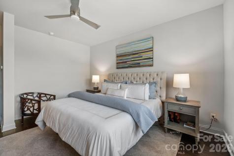 1241 Cotswold Place Charlotte NC 28211