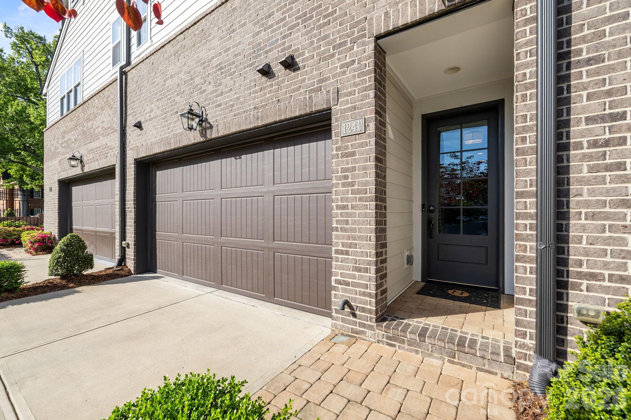 1241 Cotswold Place Charlotte NC 28211