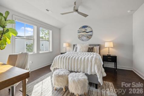 1241 Cotswold Place Charlotte NC 28211