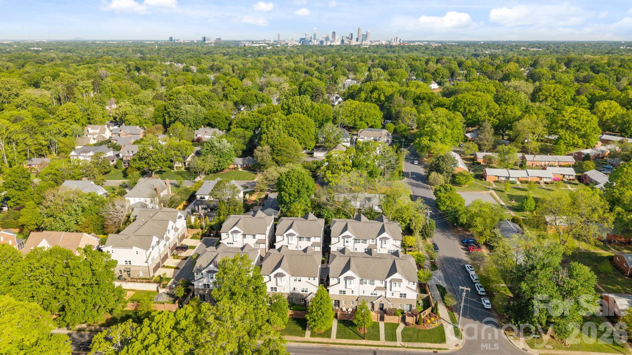 1241 Cotswold Place Charlotte NC 28211