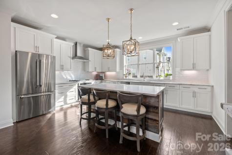 1241 Cotswold Place Charlotte NC 28211