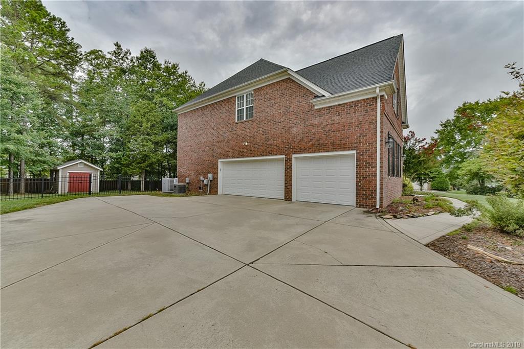 1310 Dobson Drive Waxhaw NC 28173