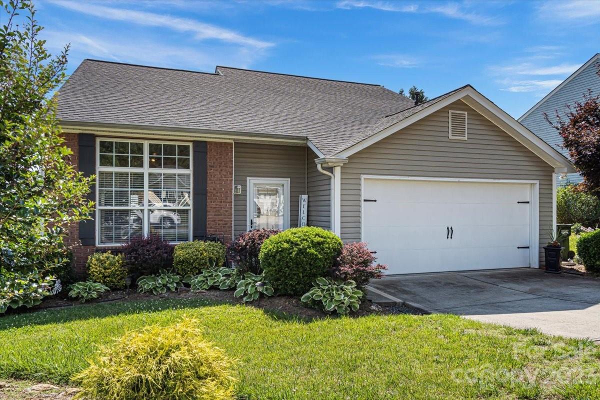 1965 8th Street SE Hickory NC 28602