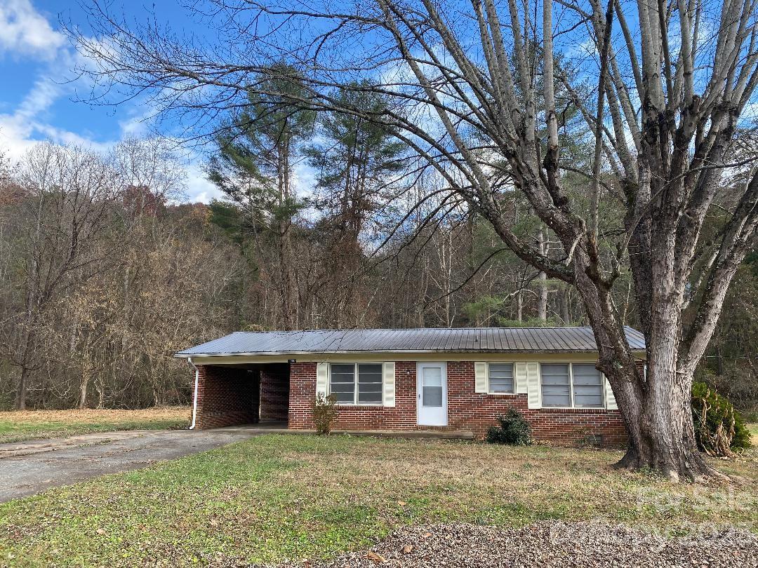 135 Bond Street Marion NC 28752