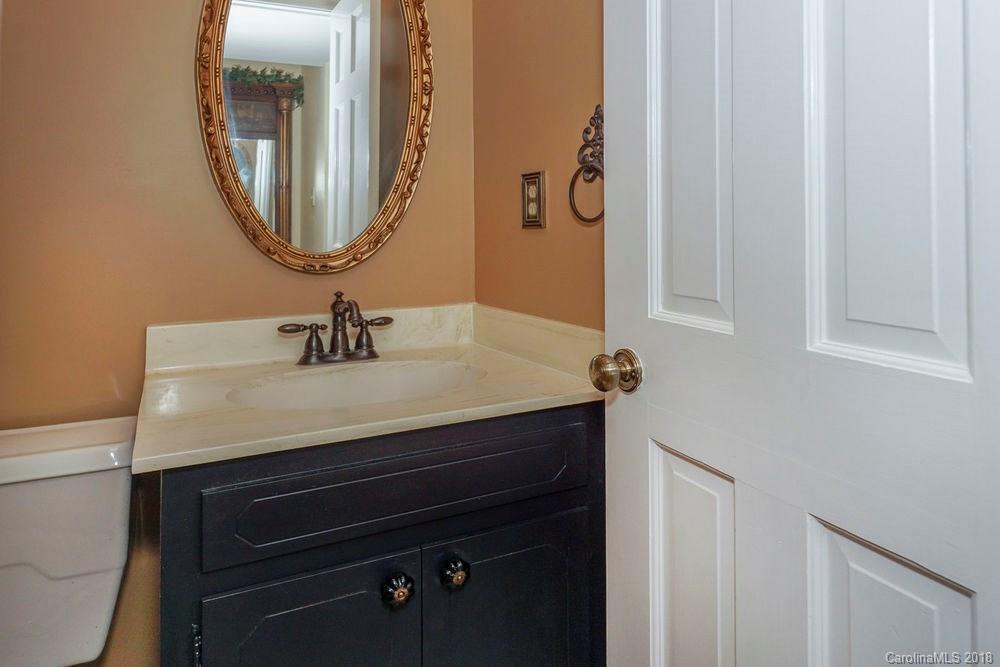 6740 Constitution Lane Charlotte NC 28210