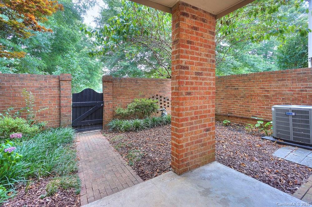 6740 Constitution Lane Charlotte NC 28210